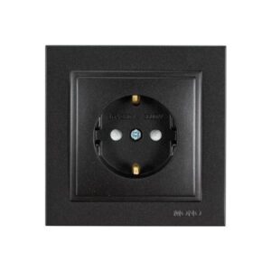 2843cef7-21a8-4874-82b6-9b3ff58ecae5-300x300