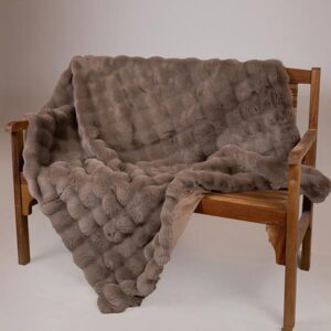 50cece7d-0f1e-460c-8e35-79f32a438d80-300x300