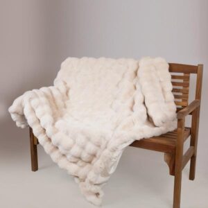 f77b7e17-220d-4c8b-afc4-7698deeb9170-300x300